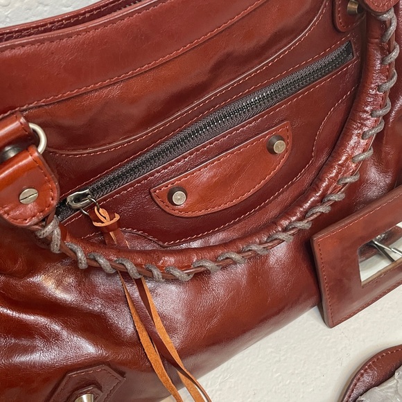 Vintage Y2K Balenciaga Paris City Leather boho bag with fringe and accessories - Picture 2 of 13